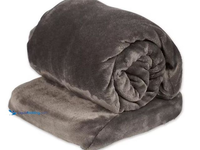 Lot 49-3536663 - 27 in. x 43 in. Massaging Leg Heat Wrap in Grey Internet # 317915006
Model # CCZ01004
Store SKU # ...