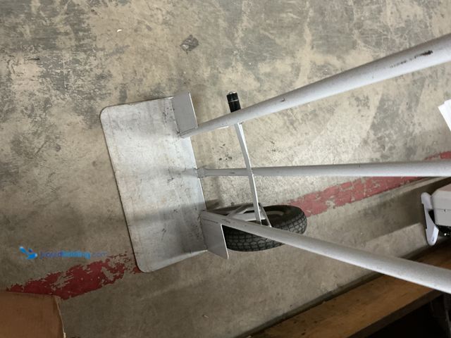 Lot 49-3540115 - Strongway P-Handle Hand Truck, 1000-Lb. Capacity, 23.6in. x 23in. x 60in. Overall, 24in.W x 12in.D O...