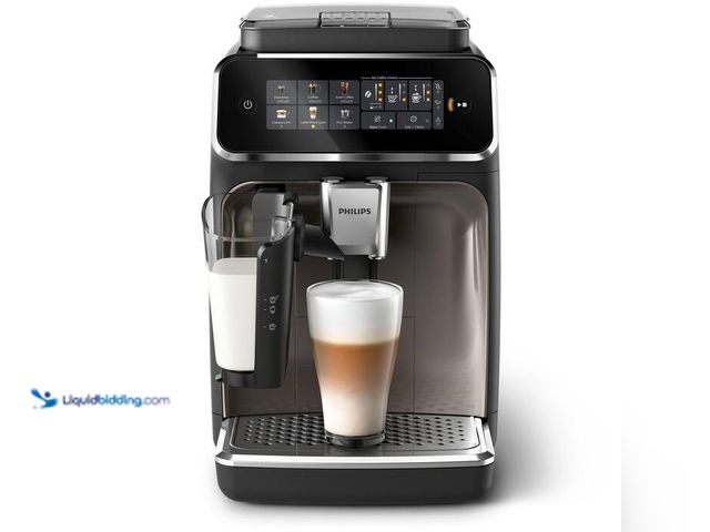Lot 49-1601349 - Philips 5500 1-Cup Fully Automatic Espresso Machine with Latte Go Milk Frothier, Grey Chrome Model #...