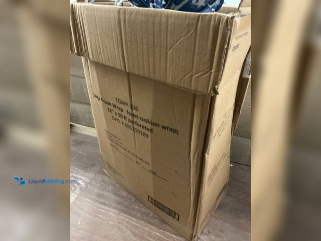 Lot 49-3527518 - American Flag Party Decoration (missing hardware) Used