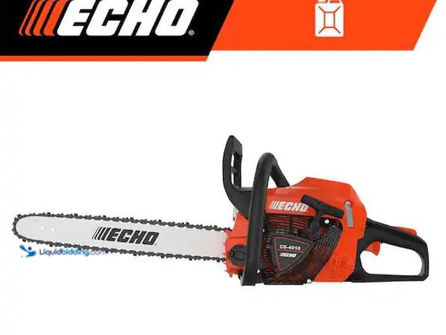 Lot 49-1568472 - ECHO 18 in. 41.6 cc 2-Stroke Gas Rear Handle Chainsaw Model # CS-4010-18, Slightly Used, Has Compres...