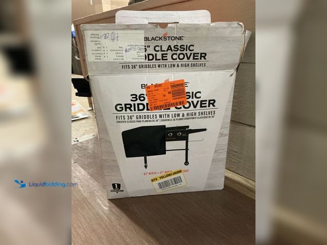 Lot 49-5413292 - Blackstone 36" Griddle Cover Fits High and Low Shelves