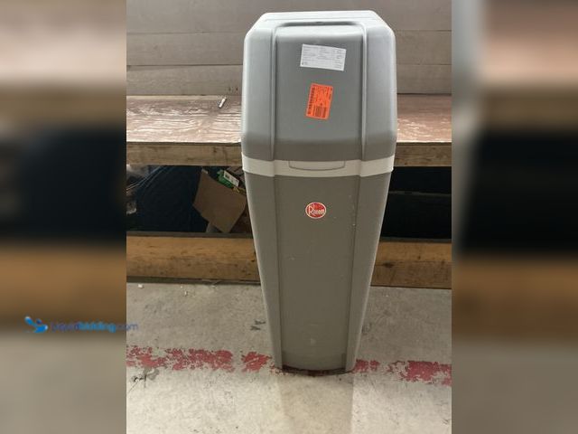 Lot 49-5554123 - Rheem 42,000 Grain Preferred Plus Water Softener for Hard Water and Iron Reduction Parts And Repair