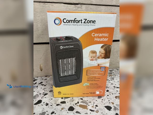 Lot 49-3532208 - 5124 BTU Ceramic Electric Furnace with Thermostat and Fan. Model #0075877004420. New