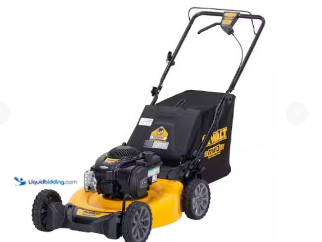 Lot 49-2004513 - DEWALT 21 in. 150cc Briggs and Stratton 625ex Engine Rear Wheel Drive 2-in-1 Gas Self Propelled Walk...