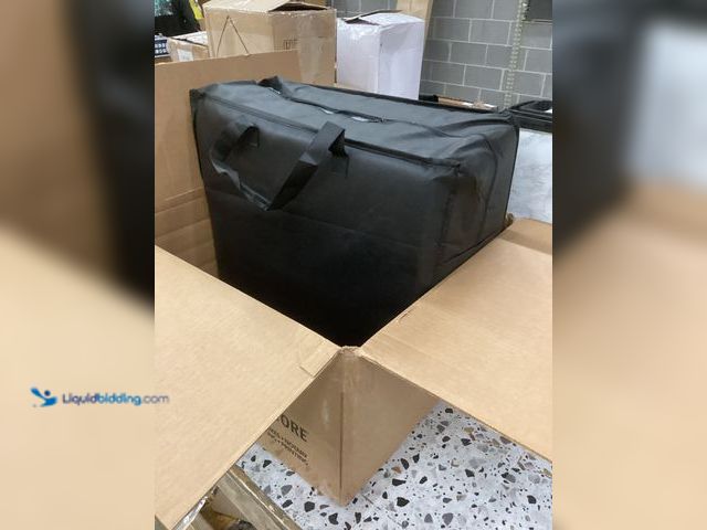 Lot 49-5452202 - MeMoreCool Children's Foldable Mattress. Item is used.