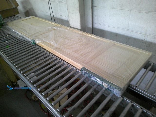 Lot 49-1516576 - kitchen/ pantry doors, slightly used, scuffs/ scratches.  Ref#AHD-PA0717