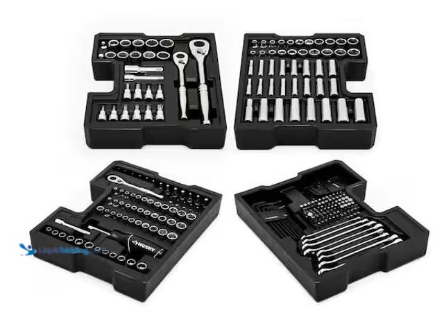 Lot 49-3539754 - Husky
Mechanics Tool Set with Build-Out Storage Trays (270-Piece) Internet # 326044525
Model # H27...