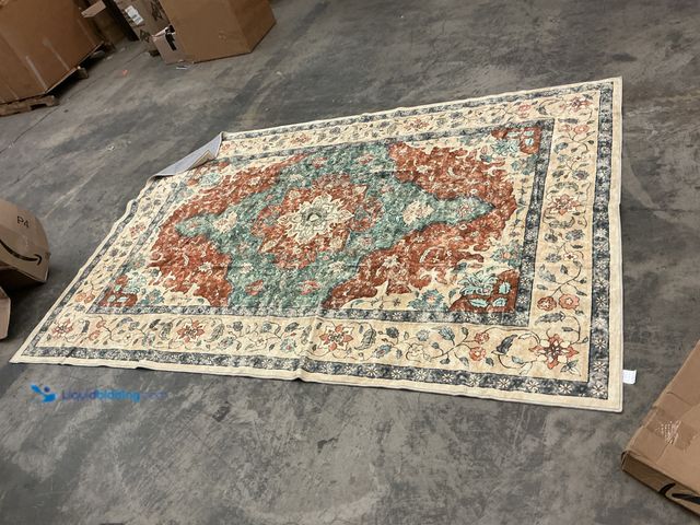 Lot 49-3528279 - Oriental Blend Area Rug - Approx 6ft x 9ft - in Ivory/Green - Vintage Inspired. Used