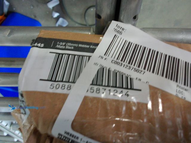 Lot 49-1549419 - (12x) Liberty Webber 1-3/8 in. (35 mm) Classic Matte Black Square Cabinet Knob, Model # P35051C-FB-C...