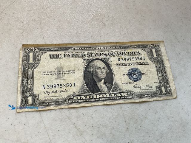 Lot 49-3609220 - 1935 E BLUE SEAL UNITED ONE DOLLAR SILVER CERTIFICATE