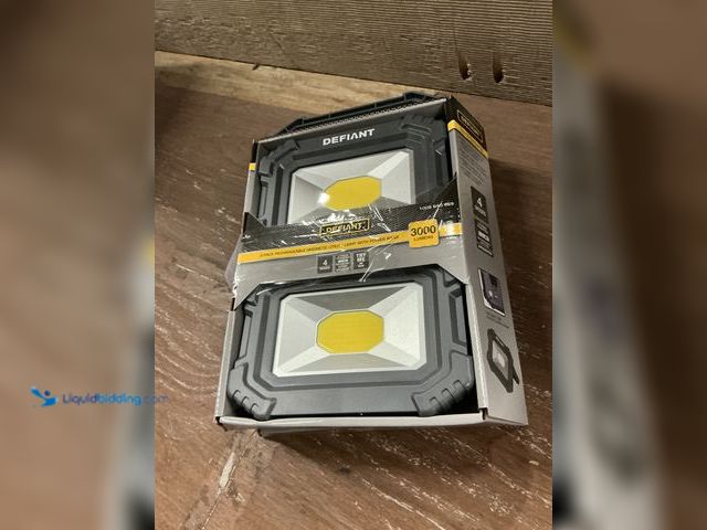 Lot 49-5464161 - Defiant
3000 Lumens Rechargeable Magnetic Utility Light With Power Bank (4-Pack) New