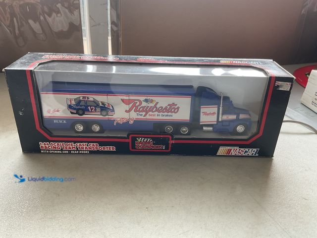 Lot 49-2009000 - Other RACING CHAMPIONS NASCAR 1/64 SCALE DIECAST CAB RACING TEAM TRANSPORTER #12 RAYBESTOS RACING NE...