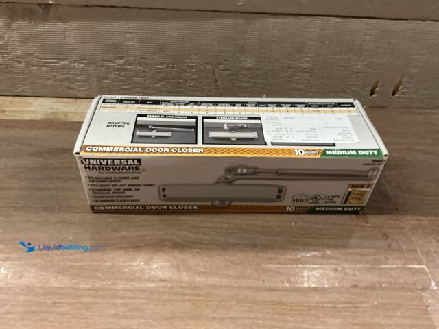 Lot 49-3512497 - Universal Hardware
Medium-Duty Aluminum Commercial Door Closer Unused