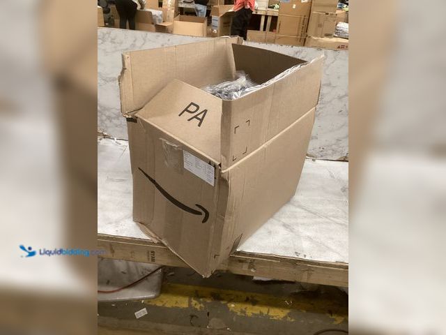 Lot 49-5483266 - QTY4 - Assorted Climbing Rope Ideal for Rappelling, Boating, Tree Swing, and Sailing. Various sizes/...