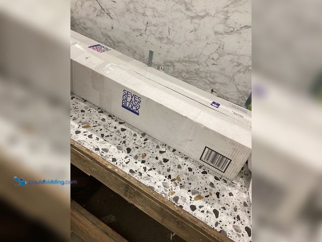 Lot 49-5465028 - 4 Inch Horizontal Spacers Item is used.