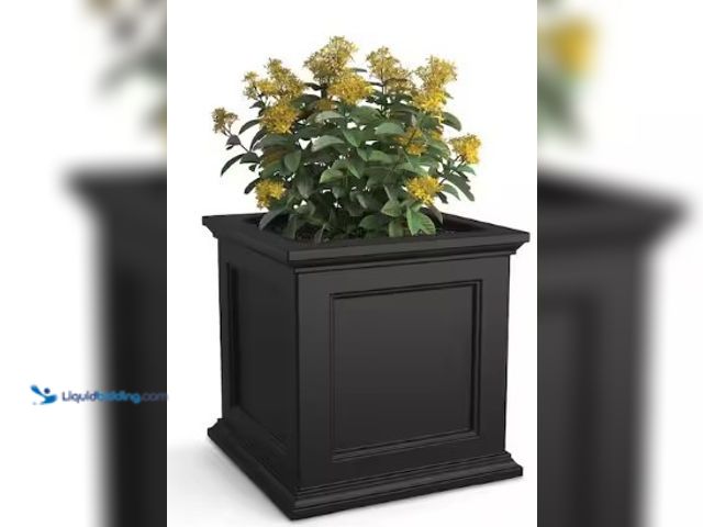Lot 49-3631300 - Mayne Fairfield 20 in. Square Self-Watering Black Polyethylene Planter Model: 5825B Unused  Ref#SR08...