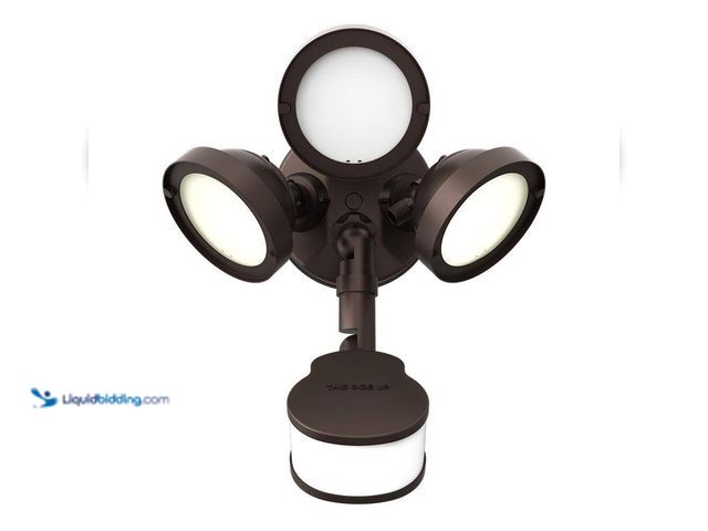 Lot 49-3529079 - HALO
TGS 27-Watt, Bronze, Motion Sensor, Outdoor Integrated LED Flood Light with Round Triple Head,...