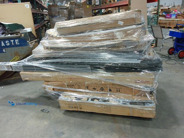 Lot 49-2025000 - Salvage Pallet of Miscellaneous Items - IMPORTANT: Please note that the condition of this lot is SAL...