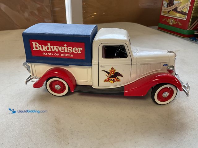 Lot 49-5314787 - Other COLLECTIBLE SOLIDO FORD V8 BUDWEISER KING OF BEERS DELIVERY TRUCK 1/24 SCALE DIECAST NO ORIGIN...
