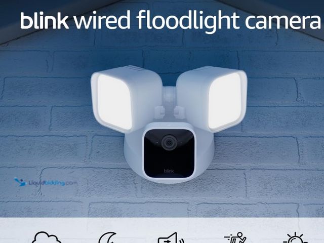 Lot 49-3564513 - Blink Wired Floodlight Camera, Smart security camera, 2600 lumens, HD live view, enhanced motion det...
