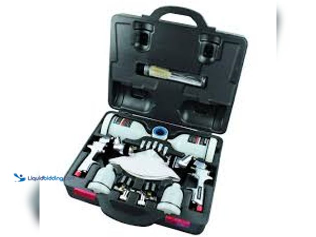 Lot 49-5461211 - Husky HVLP and Standard Gravity Feed Spray Gun Kit. Model # HDK00600SG. Used
