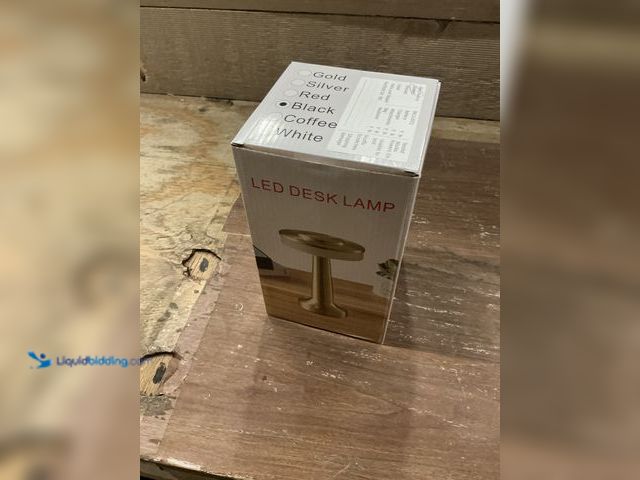 Lot 49-3532425 - LED Desk Lamp New