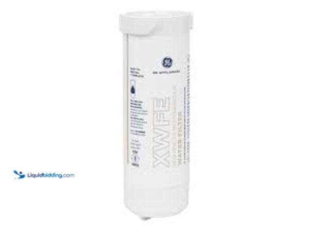 Lot 49-5489054 - GE Genuine XWFE Refrigerator Water Filter for GE. Model # XWFE. Unused.