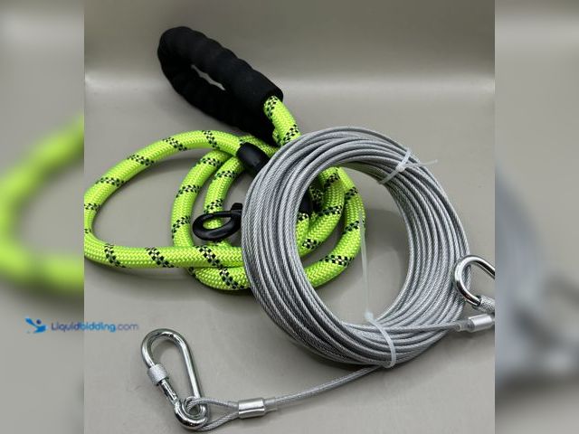 Lot 49-1805001 - New Stainless Steel Dog Leash.