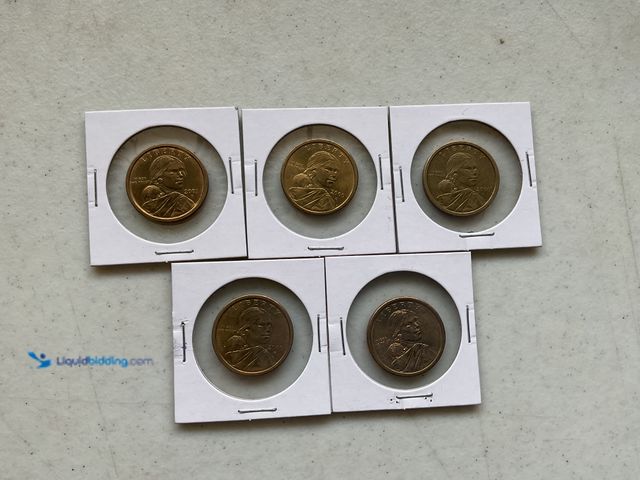 Lot 49-5341821 - LOT OF 5 SACAGAWA GOLD (IN COLOR) ONE DOLLAR COINS