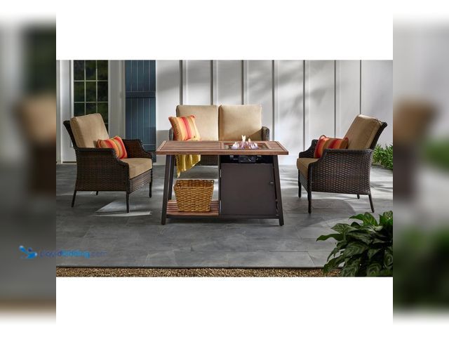 Lot 49-5484492 - Hampton Bay
Fordham 46 in. W 45000 Btu Brown Steel Propane Outdoor Fire Pit Table with Lava Rocks (...