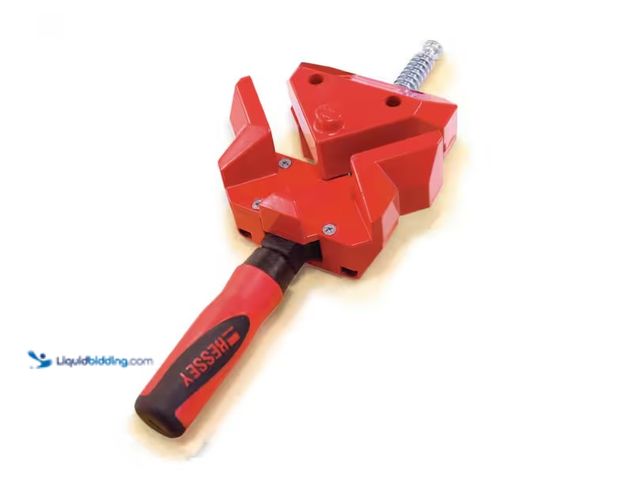 Lot 49-1571237 - BESSEY 2 in. Capacity 90-Degree Angle Clamp with 1-1/8 in. Throat Depth, Model # WS-3+2K-CB, Unused ...