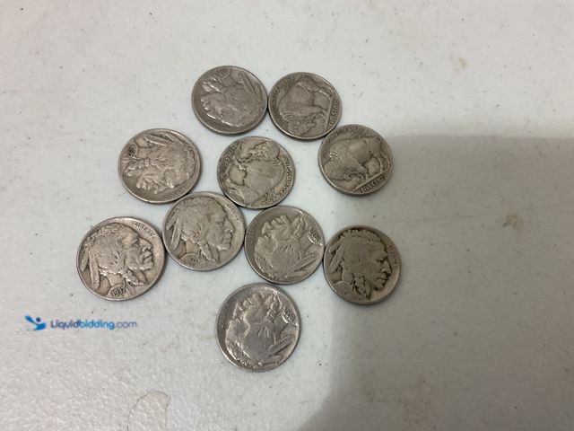 Lot 49-3709158 - LOT OF 10 VINTAGE BUFFALO NICKELS VARIOUS YEARS