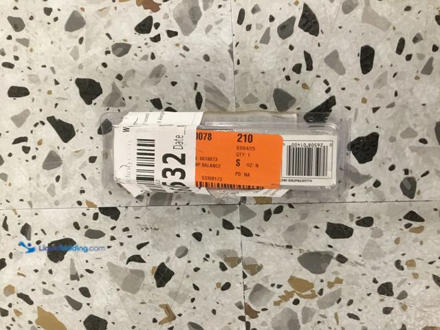 Lot 49-3514496 - MOEN Posi-Temp Pressure 0.9375 in. D Balanced Shower Cartridge. [Model # 1222] Used