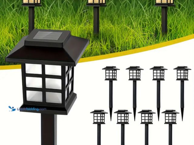 Lot 49-1814431 - New 12pcs LED Solar Outdoor Lights, GREAT FOR YOUR DRIVE OR FAVORITE PATH