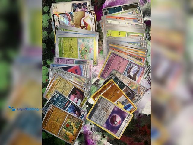 Lot 49-1811807 - Lot of 100+ Pokemon cards, all the cards in the picture. Mint condition.
