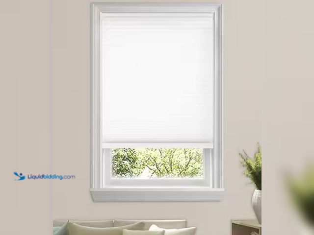 Lot 49-3614752 - Lot of (2) Home Decorators Collection Snow Drift Cordless Light Filtering Cellular Shades for Window...