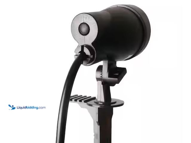Lot 49-5555509 - Commercial Electric
400 Lumens Black Plastic Plug-in LED Outdoor Spotlight with 3000K and RGB Integ...