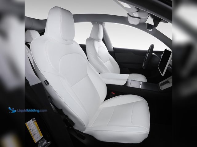 Lot 49-5512765 - Custom Fit Seat Covers for 2025 2026 Tesla Model Y Juniper. Model # B0G6FFB3FM, Unused