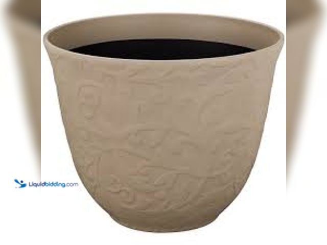 Lot 49-5461310 - Vigoro 17 in Dia x 13.5 in Sloan Cream Resin Planter Decorative Pots with Drainage Hole. Model # PHK...