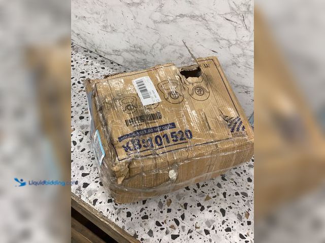 Lot 49-5460812 - BalanceFrom Wide Grip Kettlebell Exercise Fitness Weight Set, 4-Pieces: 5lb, 10lb, 15lb and 20lb Ket...