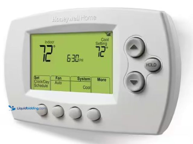 Lot 49-1573086 - Lot of (2) Honeywell Home Smart Wi-Fi 7-Day Programmable Thermostat with Digital Backlit Display, Co...