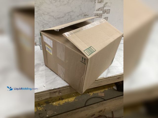 Lot 49-5483302 - Gotroolhome King Bed in a Bag 7-Piece Comforter Set. Burnt Orange.