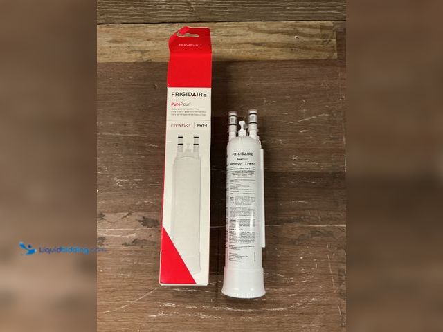 Lot 49-3528502 - Frigidaire Water and Ice Refrigerator Filter PWF-1 Unused