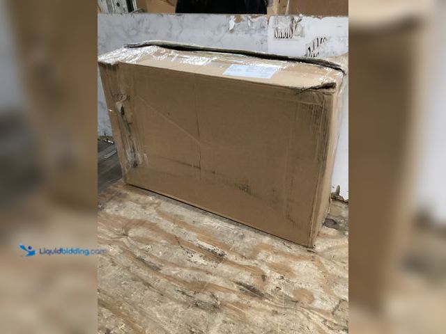 Lot 49-3527738 - Back Massager with Heat, Shiatsu Neck and Back Massager for Pain Relief Deep Tissue. Used