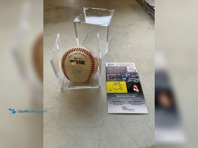 Lot 49-1505793 - COLLECTIBLE NICE LEGENDARY BO JACKSON AUTOGRAPHED BASEBALL WITH JSA COA #COINS0122