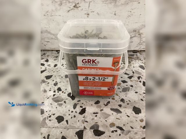 Lot 49-5452063 - GRK Fasteners
#8 x 2-1/2 in. Star Drive Washer Head Cabinet Wood Screw (330-Piece per Pack) SKU # 5...