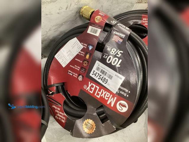 Lot 49-5475489 - Swan Maximum FLEX 5/8 in. x 100 ft. Premium Duty Garden Hose. Model # CELMFT58100G. Unused