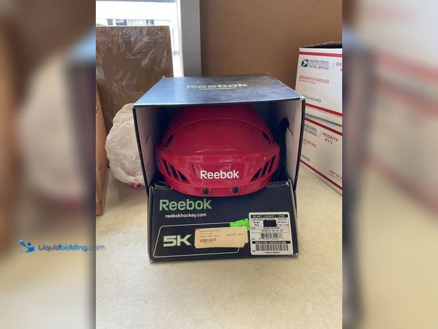 Lot 49-5515510 - Other REEBOK 5K HOCKEY HELMET SIZE LARGE 55-59CM RED NEW OLD STOCK