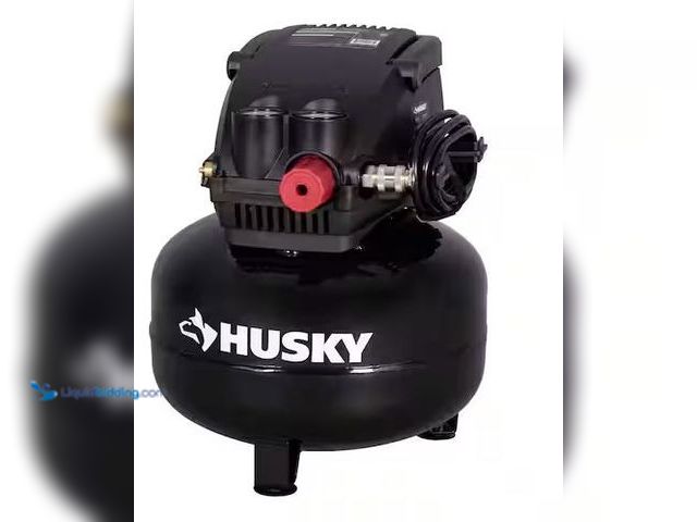 Lot 49-3539721 - Husky
3 Gal. 120 PSI Portable Electric Oil-Free Light Duty Pancake Air Compressor with Fold Down Ha...